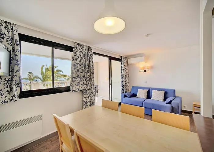 Immogroom - Sea View - Pool - Terrace - Parking - Air Conditioning * كان