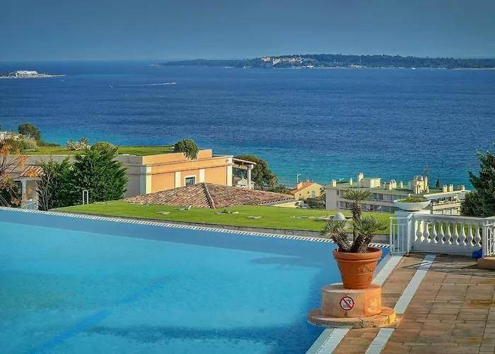 Immogroom - Sea View - Pool - Terrace - Parking - Air Conditioning شقة كان