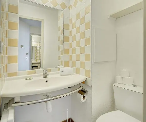 Immogroom - Sea View - Pool - Terrace - Parking - Air Conditioning شقة