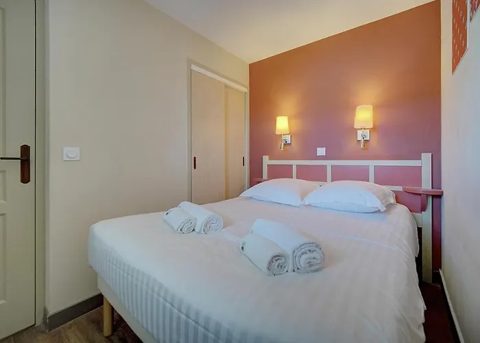 Immogroom - Sea View - Pool - Terrace - Parking - Air Conditioning * كان